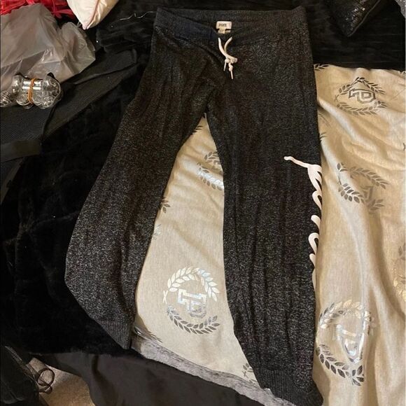 Large VS PINK cozy sleep set/ lace up hooded top & joggers- HTF pajamas/lounge - Picture 10 of 10